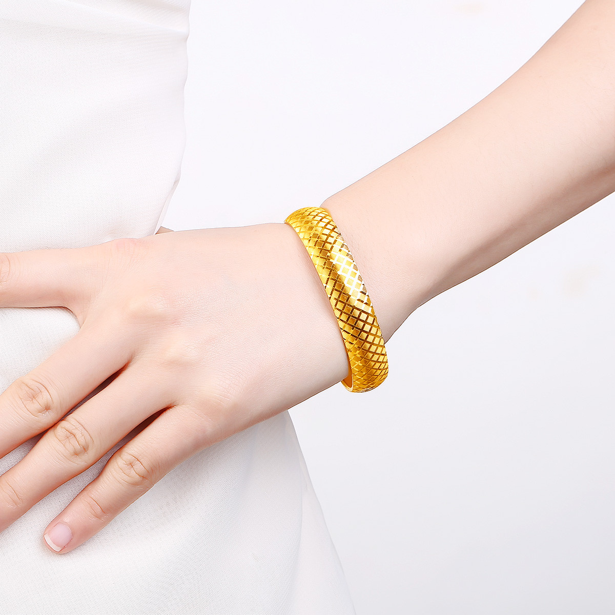 万纯系列足金手镯个性几何菱形黄金手镯女士宽镯/计价