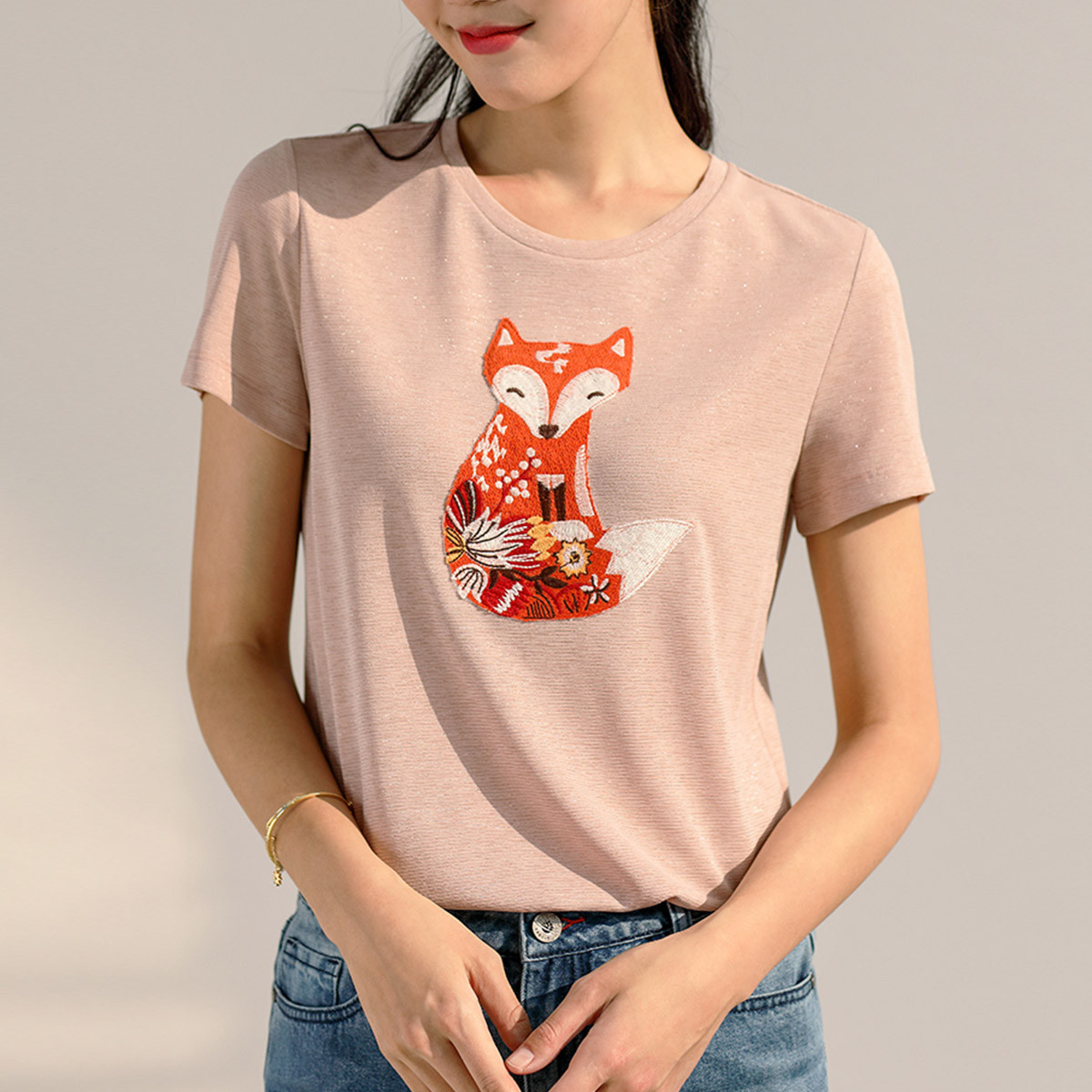俏皮减龄短袖t恤2019夏季新款粉色狐狸刺绣宽松体恤上衣女