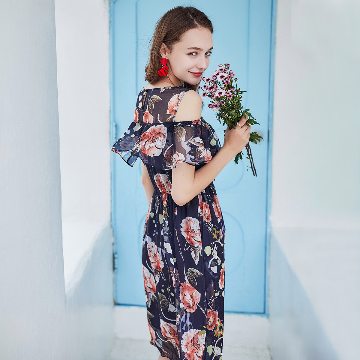 夏日清仓好货直降-佳人苑女装专场 佳人苑2019夏装新款性感露肩复古