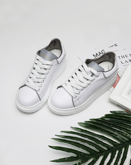 夏季系带圆头情侣款牛皮夜光透气松糕鞋小白鞋休闲鞋