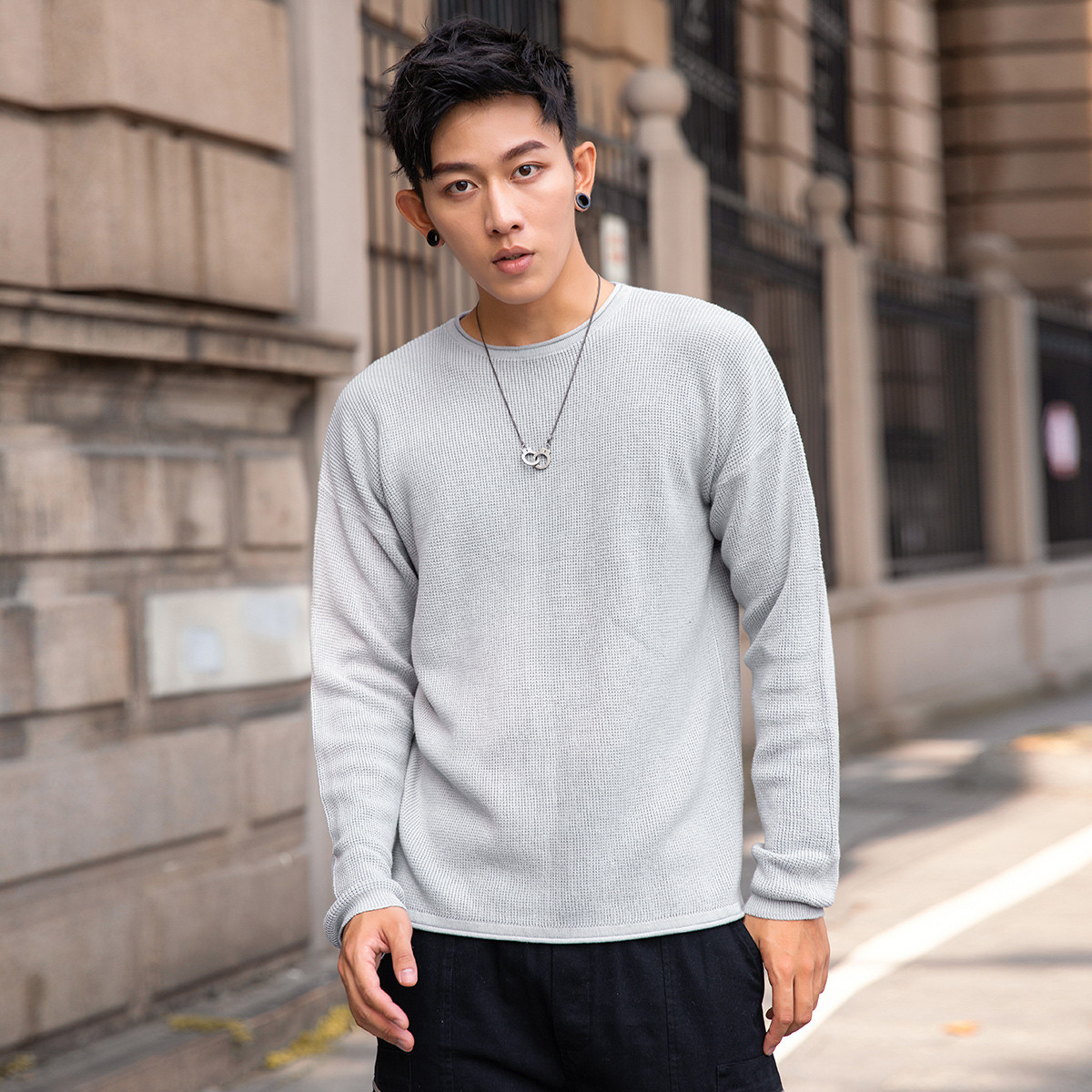 秋冬新款圆领套头宽松版落肩袖男士毛衣