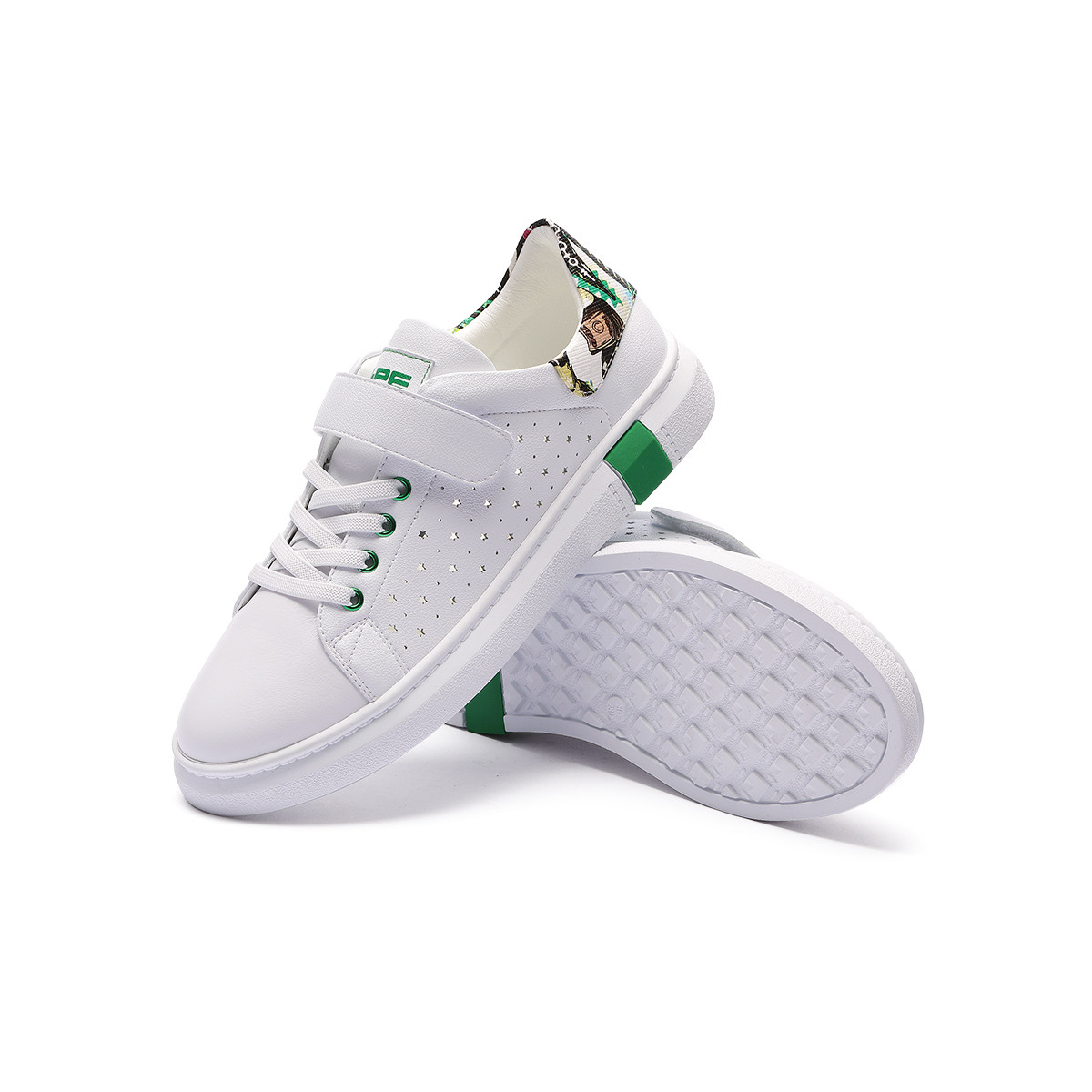 七波辉童鞋 七波辉秋季新款儿童板鞋 舒适耐磨儿童小白鞋