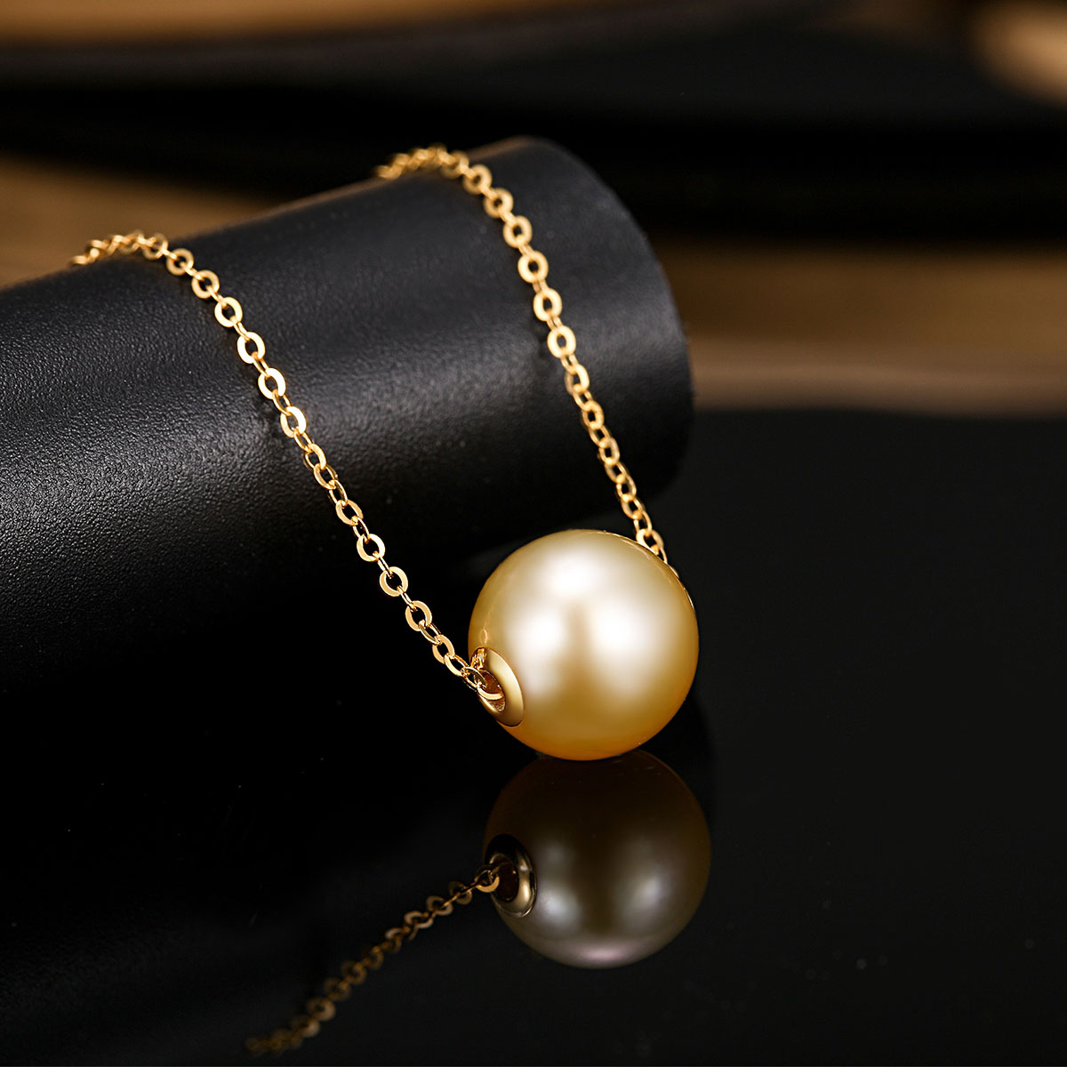 路路通 18k金9-10mm香槟金南洋金珍珠吊坠