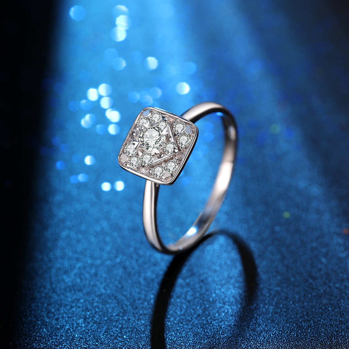 【新品】钻石戒指18k金镶嵌戒指女款k白固口