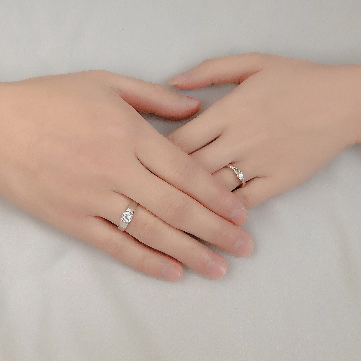 结婚戒指照片男女图片