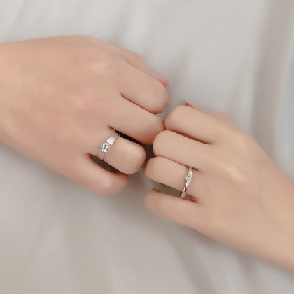 925纯银牵手幸福情侣对戒男女款一对价女友生日礼物结婚戒指