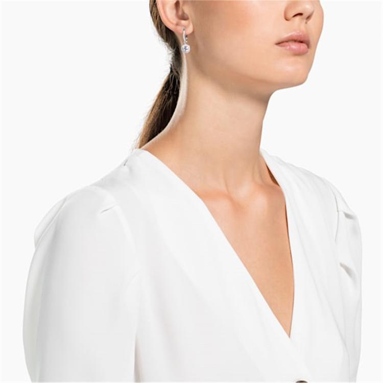 施华洛世奇 年中钜献 ATTRACT系列 大气百搭穿孔耳环