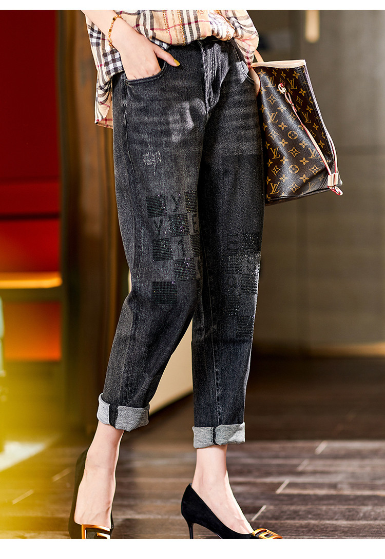 2021夏季新款烫钻牛仔裤女休闲宽松显瘦中腰时尚裤子