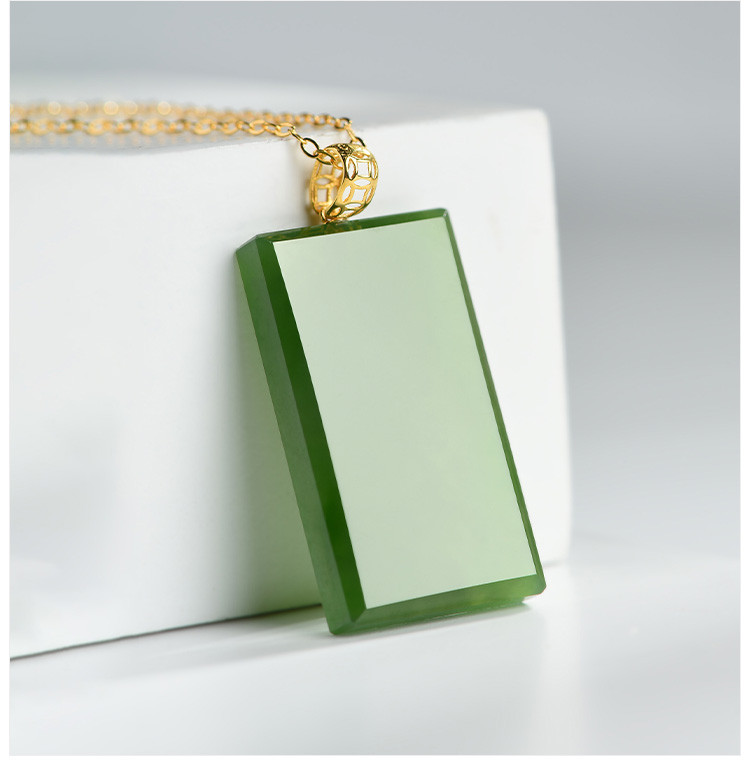 【周年盛典】和田玉吊坠18k金镶碧玉无事牌女玉石玉坠