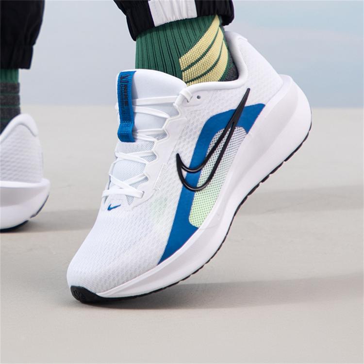 Nike 男鞋downshifter 13低帮运动鞋耐磨减震轻便跑步鞋