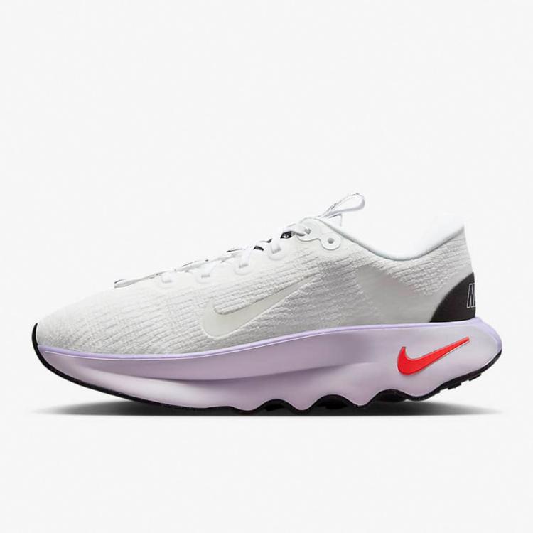 Nike 女鞋motiva运动鞋训练跑步鞋 In White