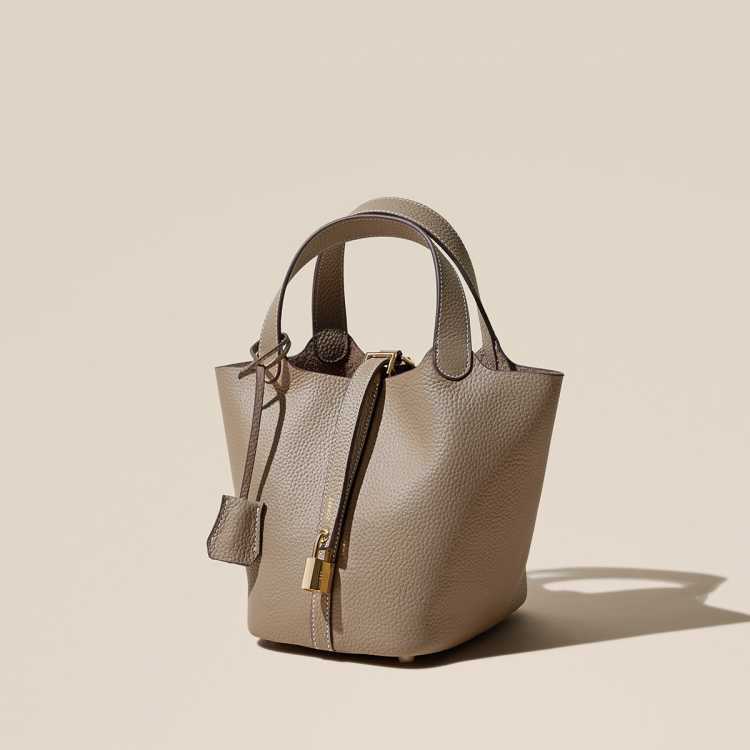 ɭ ͷţƤ2025Ƥݸ߼вӰˮͰĸŮ 189Ԫ