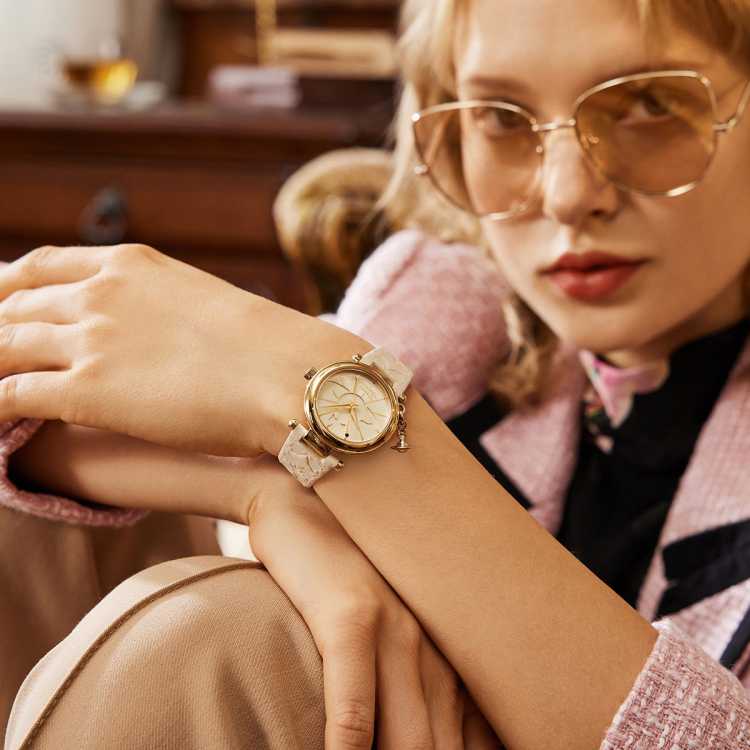 VIVIENNE WESTWOOD 悦己好礼【店铺年度爆款】西太后薇薇安石英女士手表学生高中生