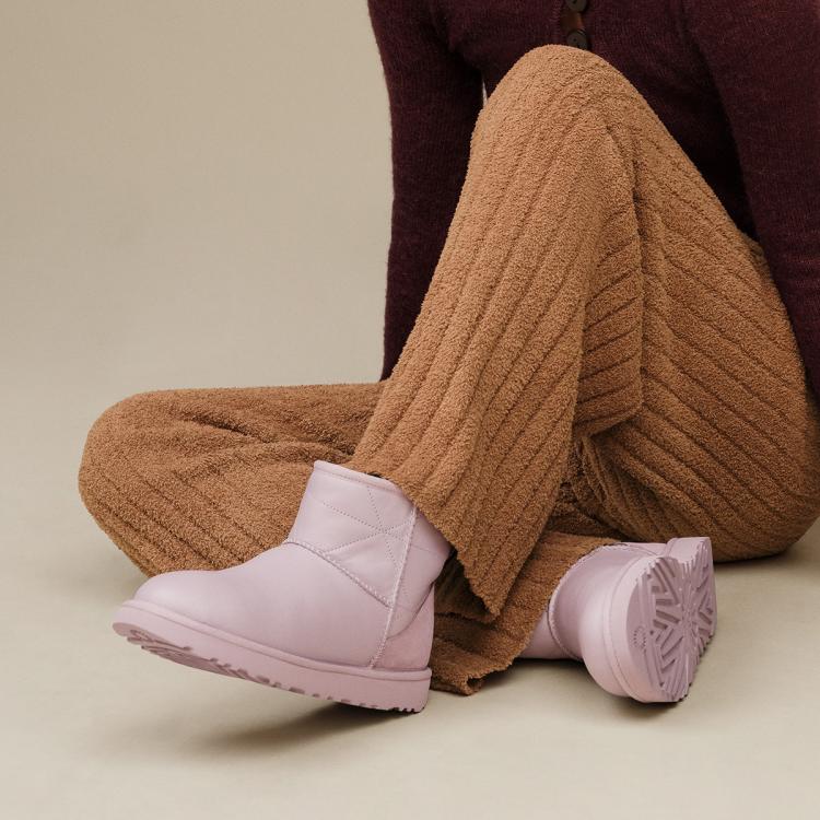 Ugg 秋冬经典厚底雪地靴保暖女靴1167313淡烟熏色