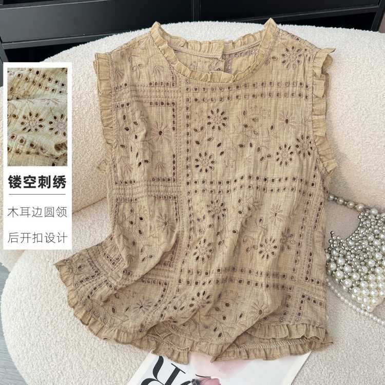 芯羊 气质碎花镂空无袖背心2026夏季复古风刺绣文艺无袖T恤女