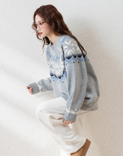 【费尔岛】2024冬季女圆领民族风复古提花图案套头毛线衫毛衣