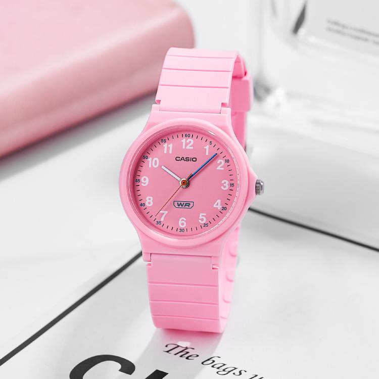 Casio 卡西欧手表女学生运动简约石英指针系列防水休闲女士手表 In Pink