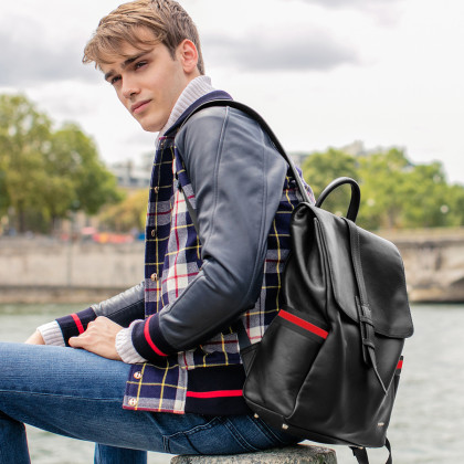 时装周明星同款牛皮方形双肩背包潮男学院风旅行背包