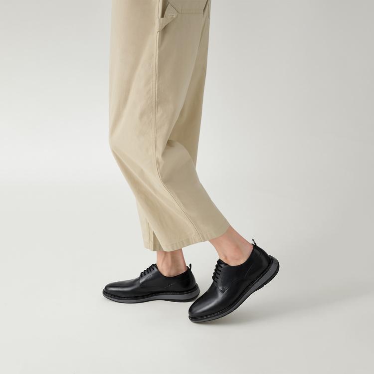 Clarks 【商场同款】2023年新款简约时尚商务休闲男皮鞋 查特里系列 In Black