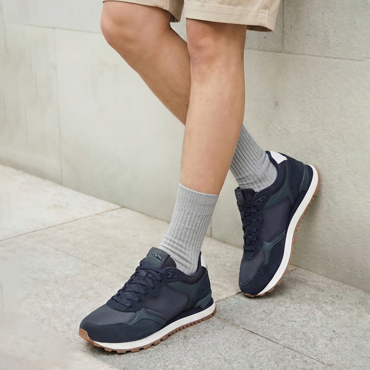 clarks Clarks其乐男鞋时髦百搭拼色跑鞋舒适透气运动鞋