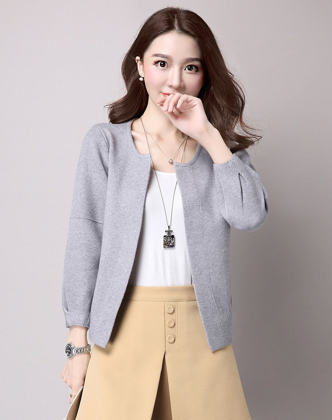 圆领短款针织小外套黑色