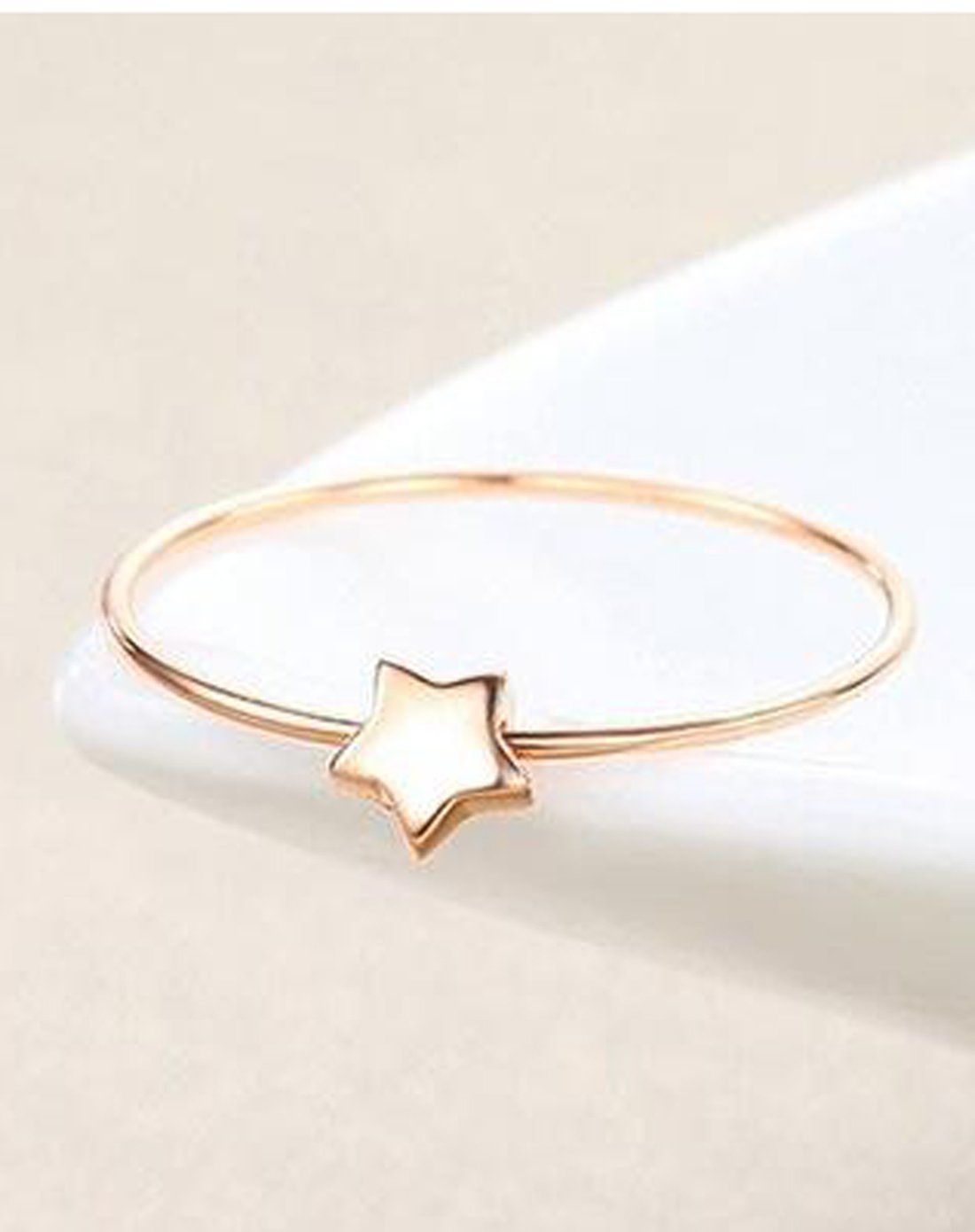 古莉 红18k金流星细光圈尾戒(定价)