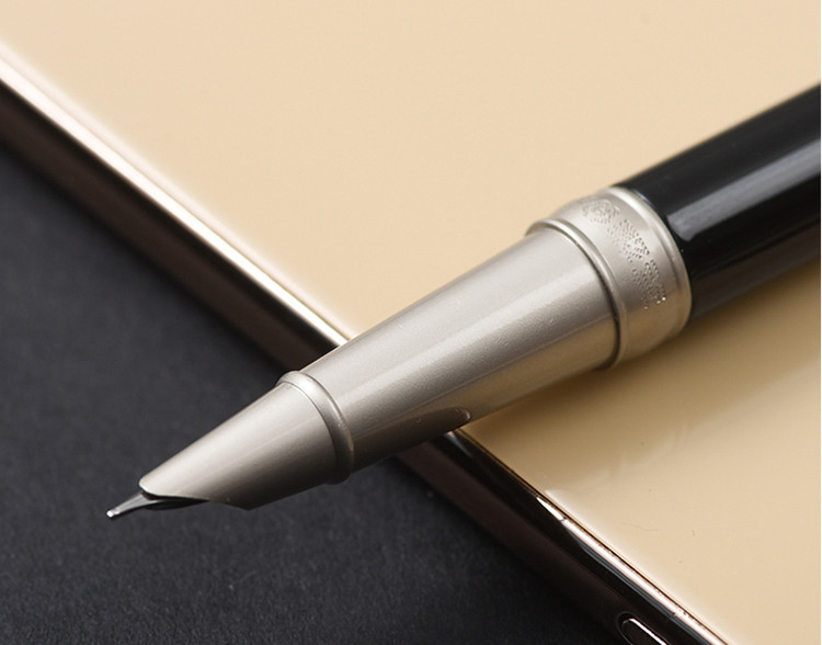 钢笔商务办公铱金笔学生多色暗尖钢笔日常签字笔搭配墨水