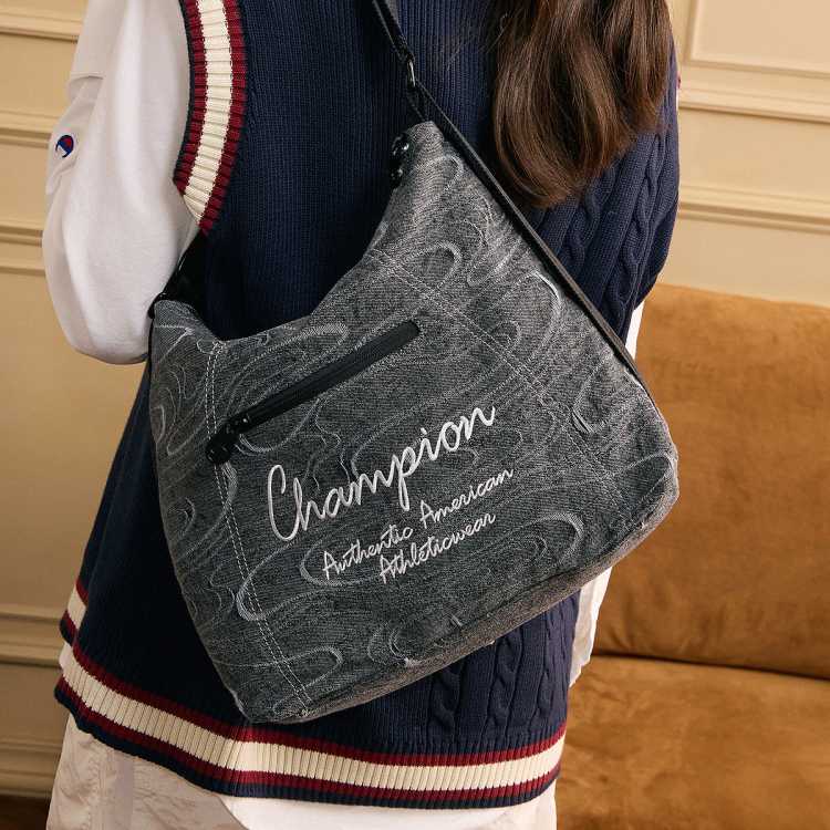ƷֱӪPandora Bag˶бŮͬ173Ԫ