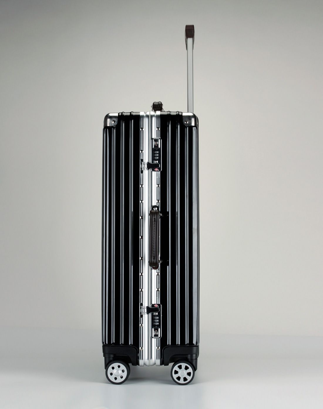 verri铝框海关锁皮把手黑色拉杆箱20寸