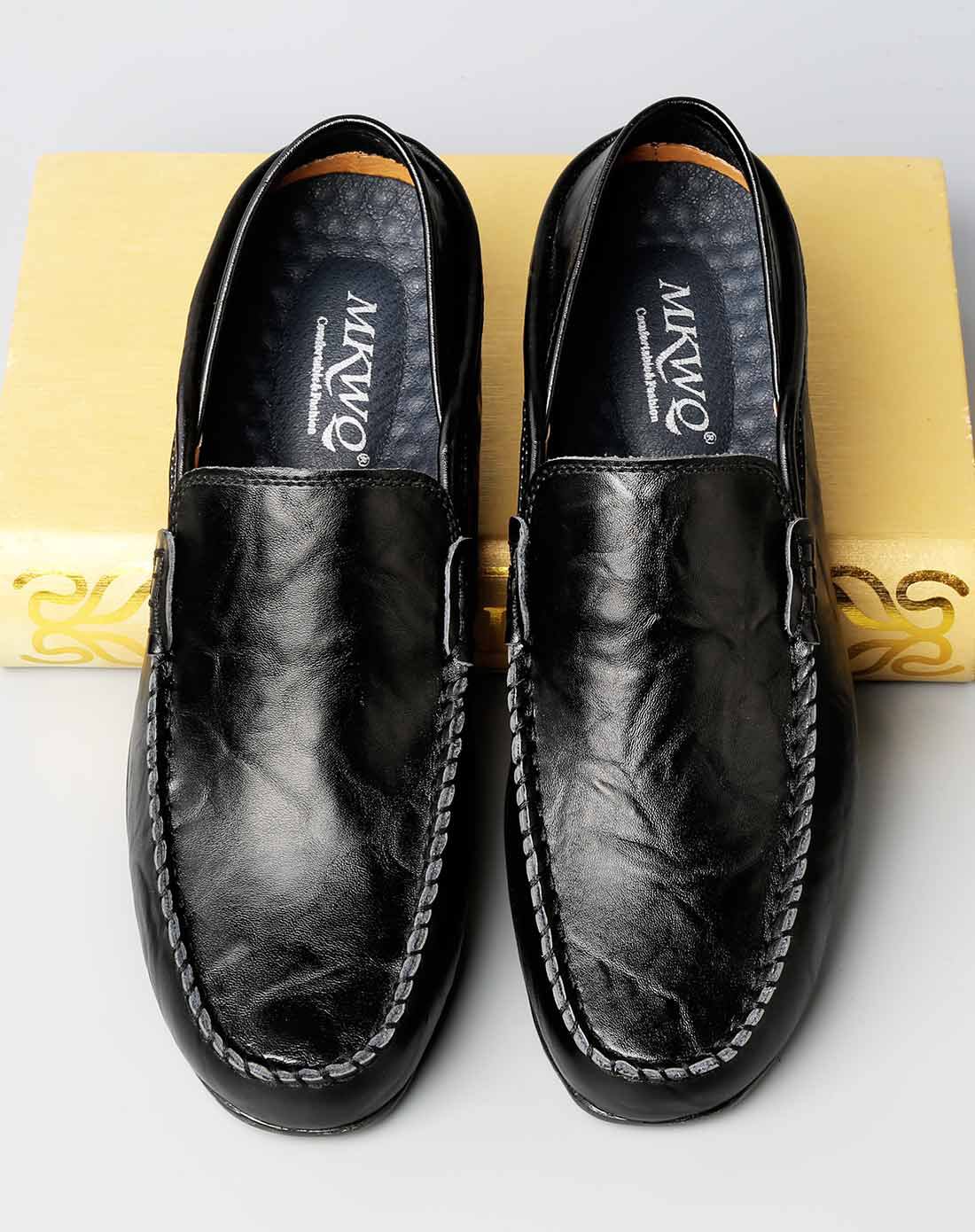 2017新款 简约时尚真皮豆豆鞋黑色