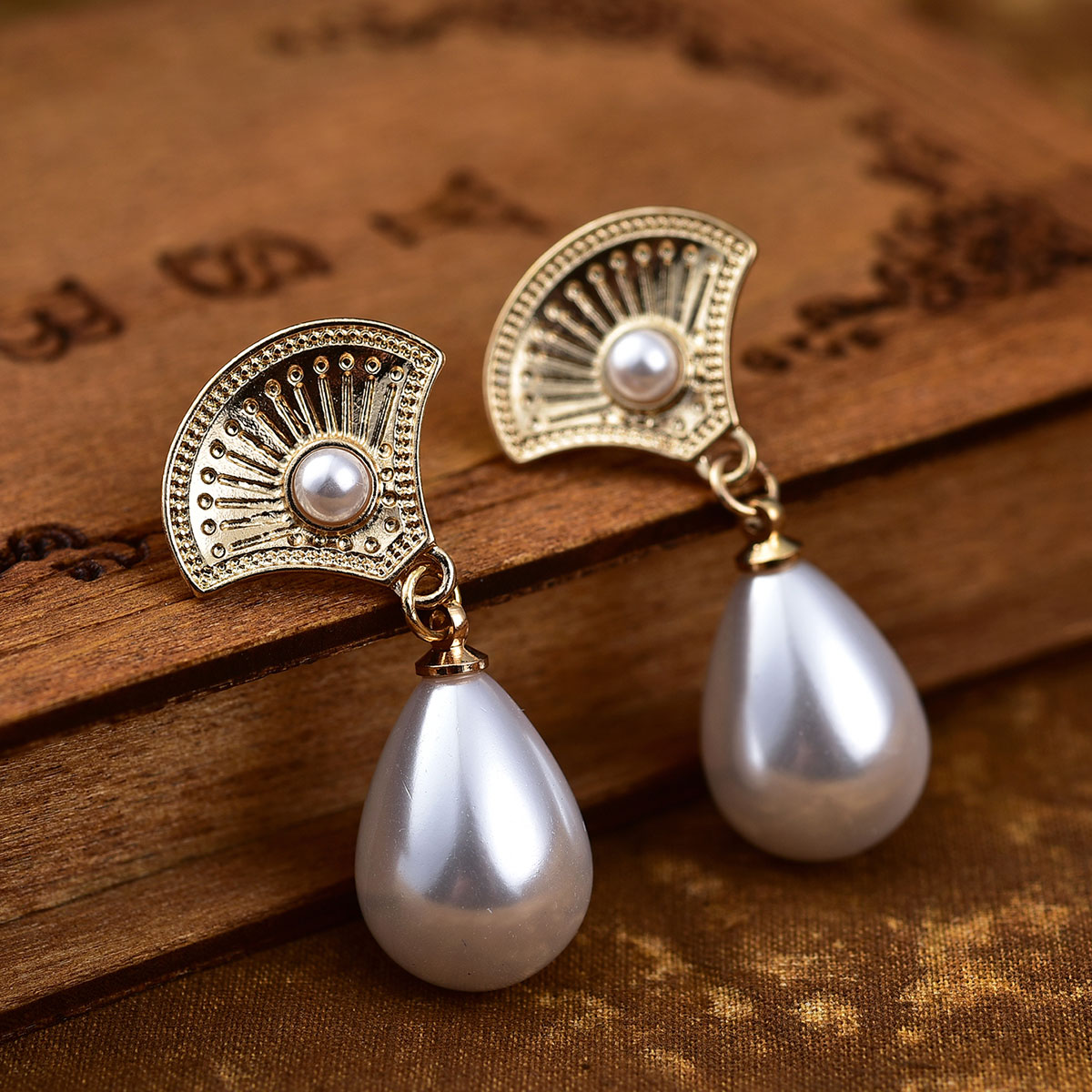 法国设计原创/宫廷经典巴洛克异形珍珠耳环/复古/优雅/百搭