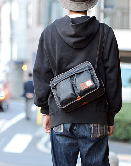 单肩包男士休闲斜跨包男背流包运动挎包韩版潮休闲包