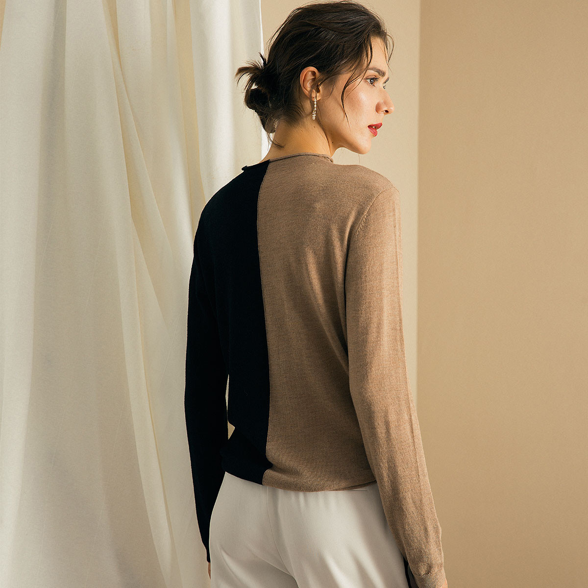 恒然【2018秋冬专柜新品】长袖套头收口袖简约百搭修身撞色女式针织衫