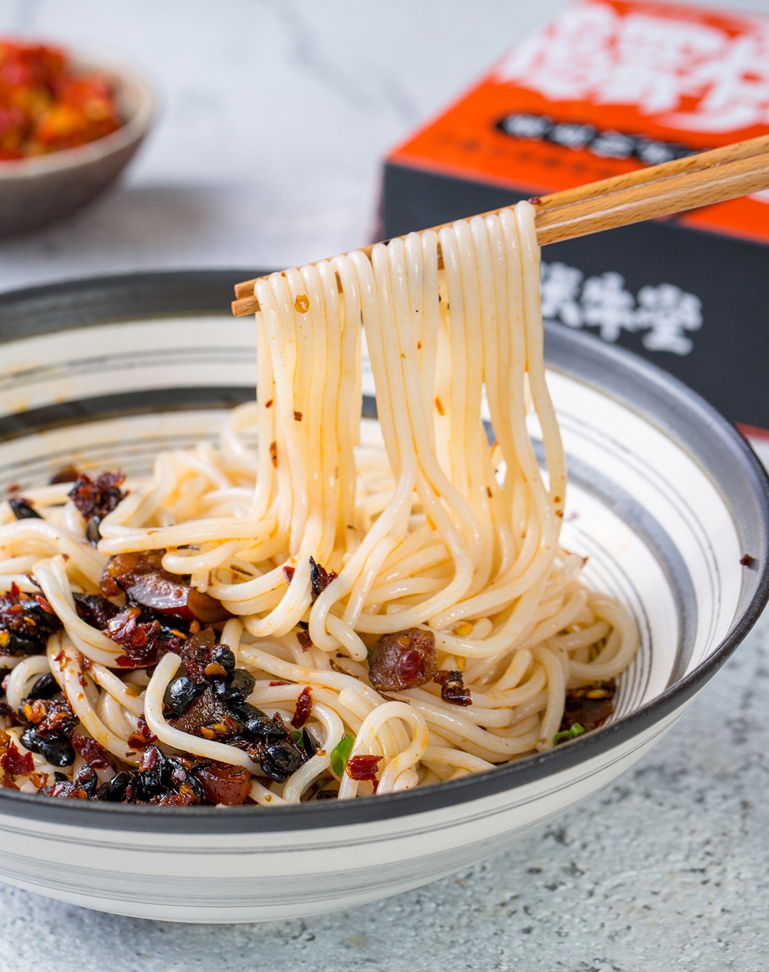 伏牛堂 霸蛮土匪豆豉腊肉粒拌粉2盒装