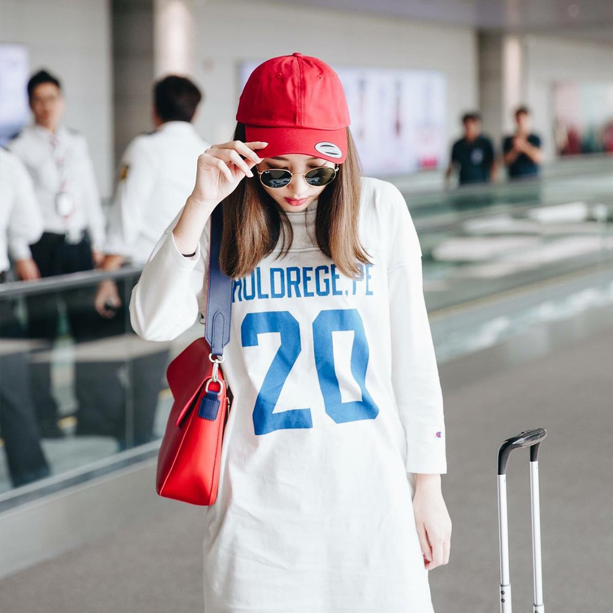 杨幂明星同款男女韩版棒球帽潮牌百搭弯檐鸭舌帽