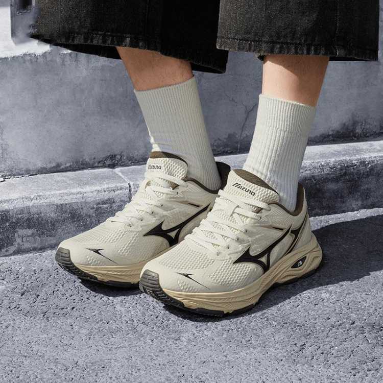 MIZUNO 26�¿��Ů�ֻ߽��ܸ��ų�����Ь�˶�����ЬRACER V2 428Ԫ