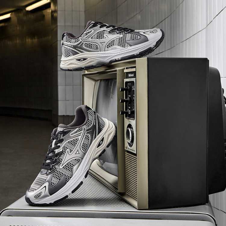 MIZUNO 26������Ůͬ��ų���͸���˶������ϵ�ЬRACER S 378Ԫ