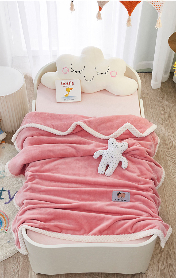 儿童毛毯午睡盖腿披肩小毯子盖毯珊瑚绒夏季薄款午多功能毯