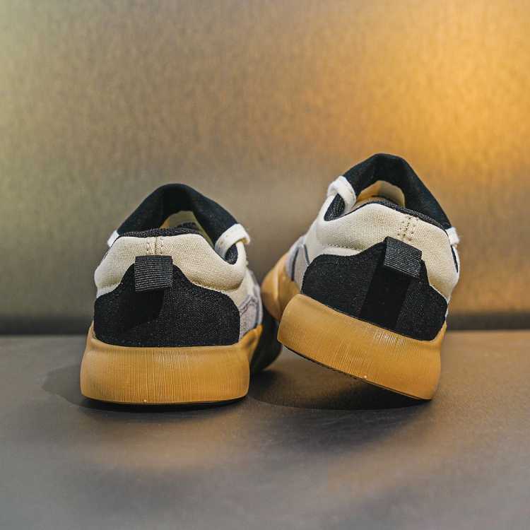 ŰѼ ؼۼ©ЬŮͯ˶Ьѧٴ͸ĥЬ