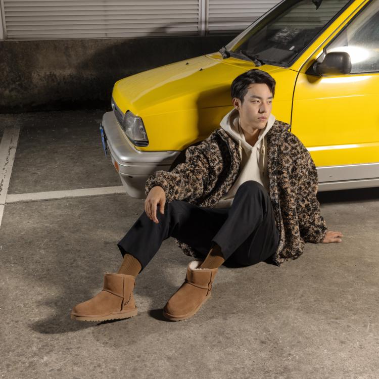 UGG 秋冬男士靴子经典迷你短筒休闲保暖雪地靴1115565