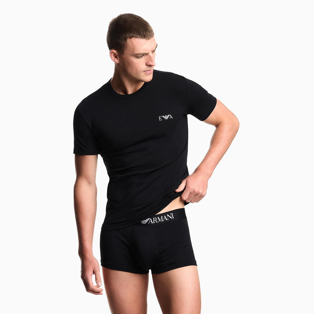 EMPORIO ARMANI 2026年新品 阿玛尼男式简约基础圆领T恤衫