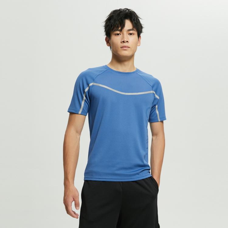 Calvin Klein Ck运动夏季男士圆领插肩袖反光条字母跑步健身短袖t恤4ms2k106 In Blue