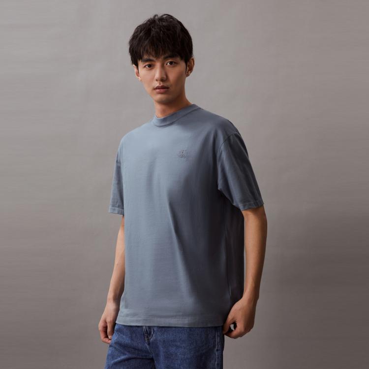Calvin Klein Ck Jeans夏季简约刺绣纯棉宽松短袖t恤40hm229 In Gray