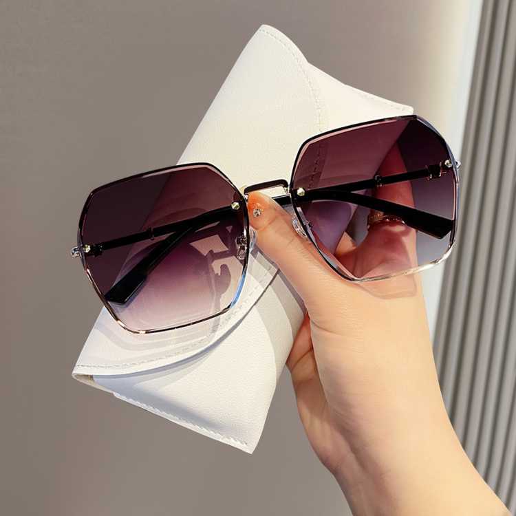 �Ϻ����� �޿�ī��Ů �߼�������ʱ��̫���� ����С �۾� 76Ԫ