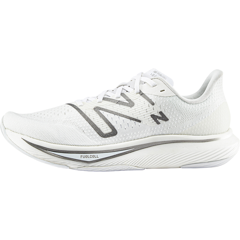 1810㣺New Balance NBٷƷпRebel v3רҵܲЬ319Ԫ(ɵ289Ԫ)