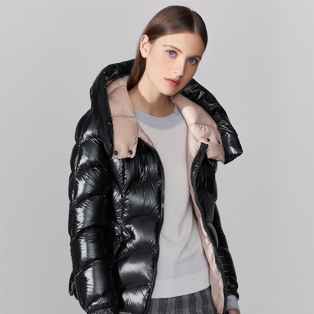 朗姿 连帽短款撞色休闲百搭羽绒服