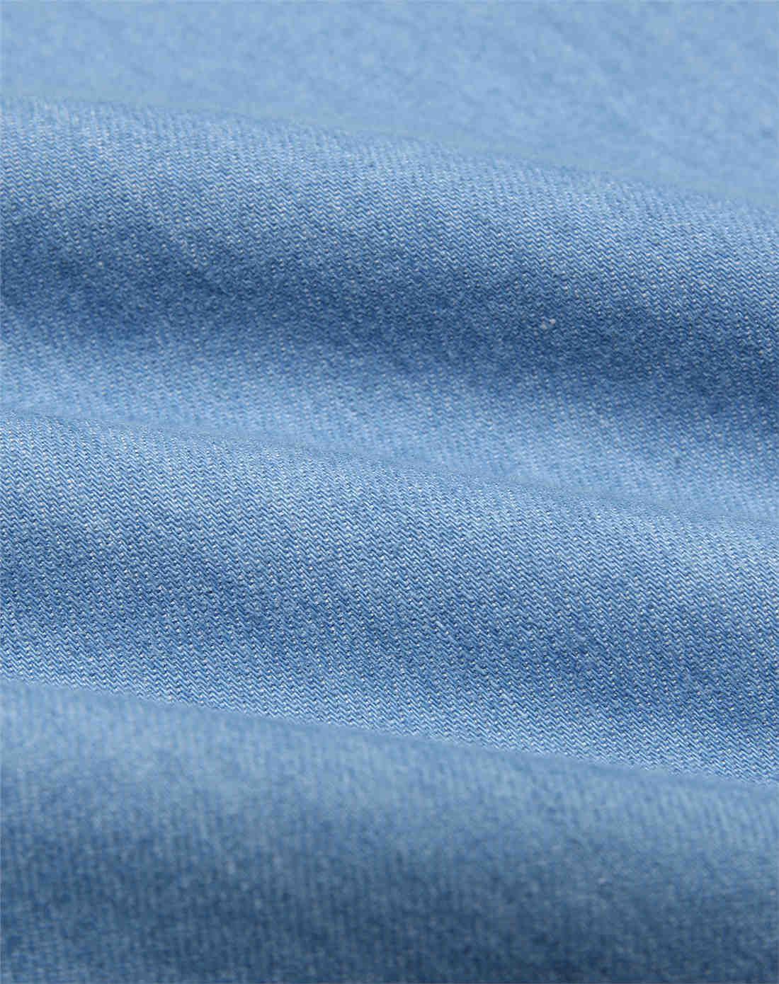 浅蓝色 精工洗水纯棉丹宁修身短袖衬衫