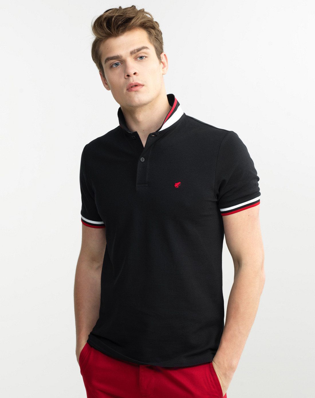 佐丹奴giordano12周年男装钜献返场标志黑/红色 精致小青蛙刺绣素色棉