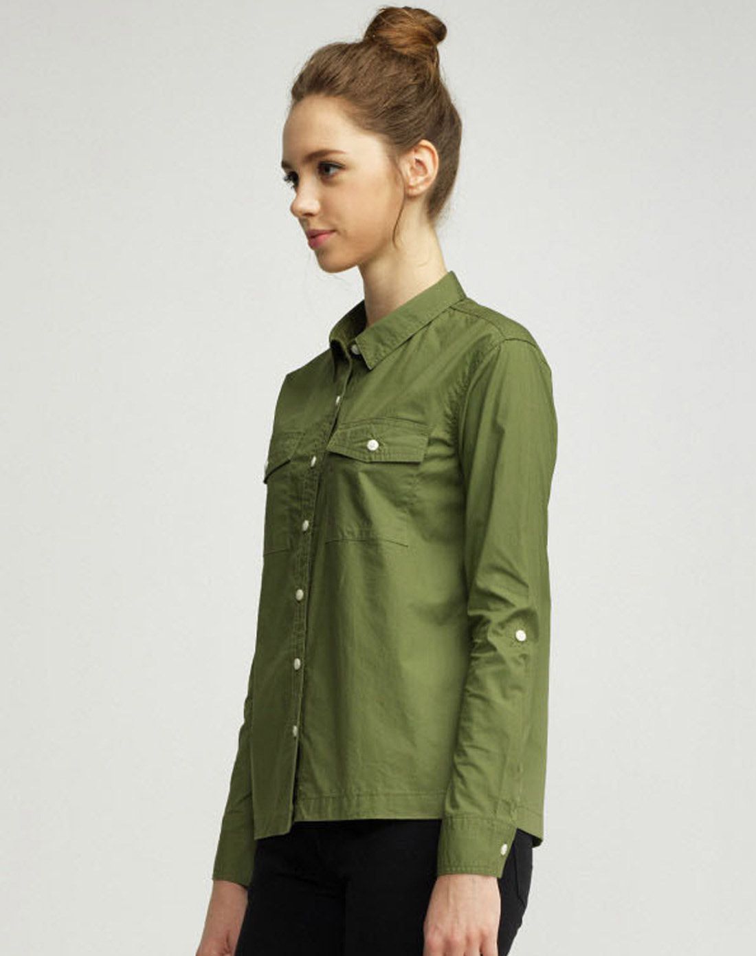 橄榄绿色 男友风纯棉工整贴袋可卷长袖休闲衬衫