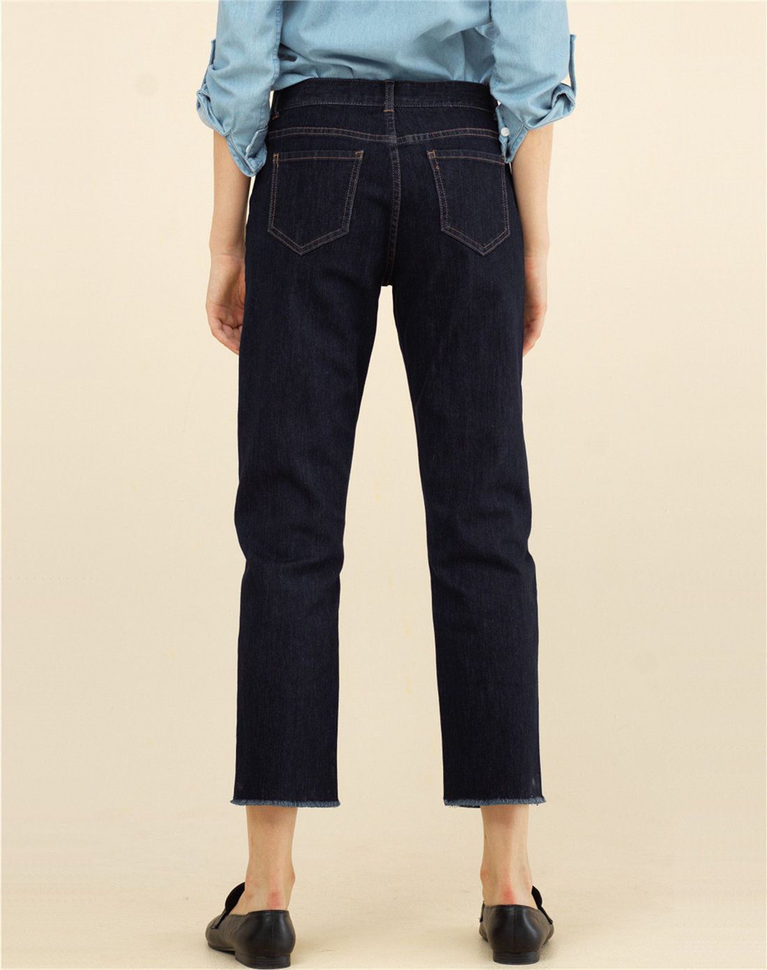 2018年新品 佐丹奴 深蓝色 裤脚毛边弹力棉拼色九分牛仔裤女款